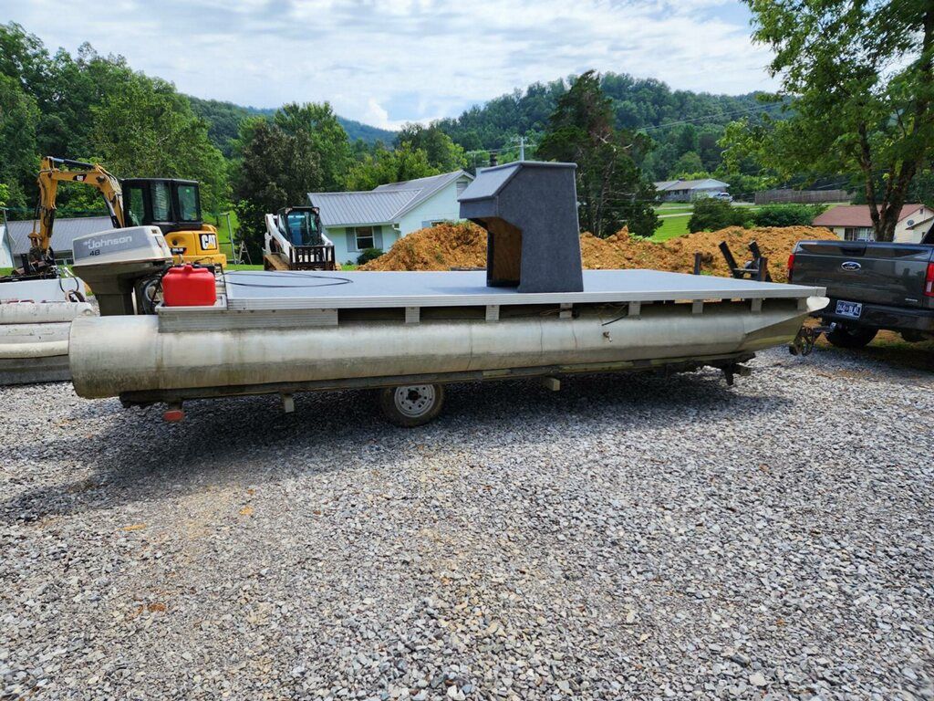 Pontoon boat for Sale in Knoxville, TN OfferUp