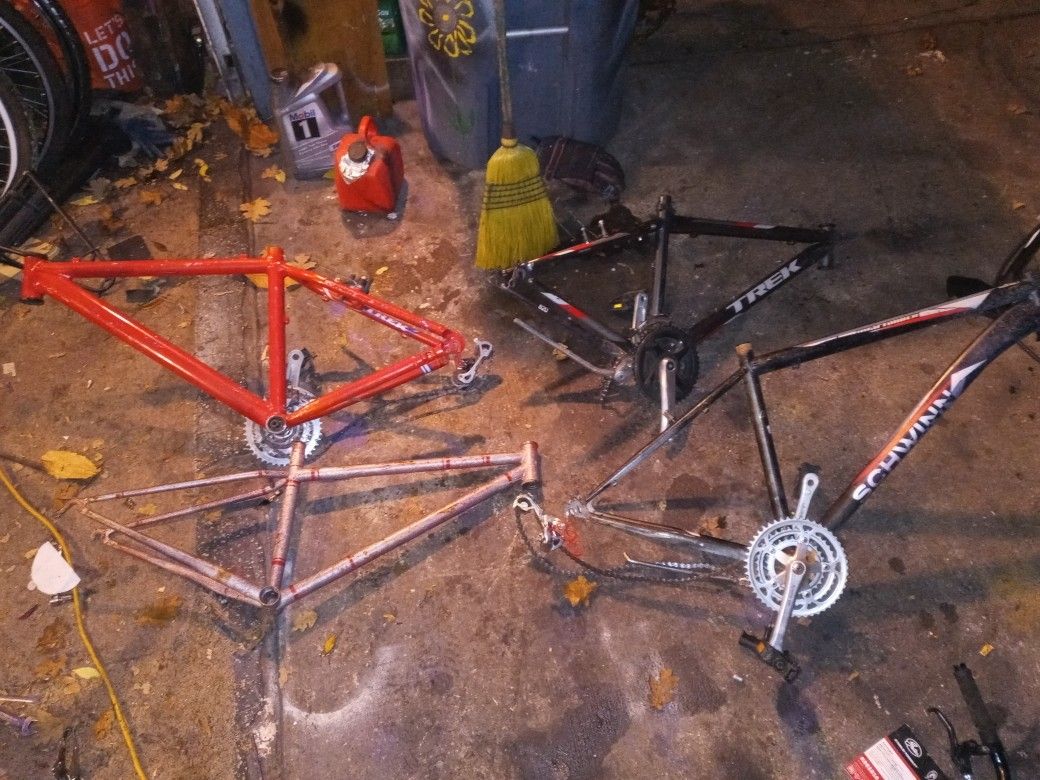 Lot of 4 Mountain Bike Frames Trek and Schwinn