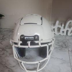 F7 Lx1 Schutt YM