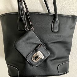 Y2K Victoria’s Secret tote + wristlet 🖤🩷