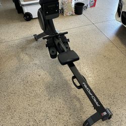Rowing Machine - Foldable, Easy To Store