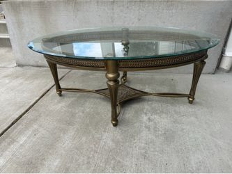 Oval Cocktail Table