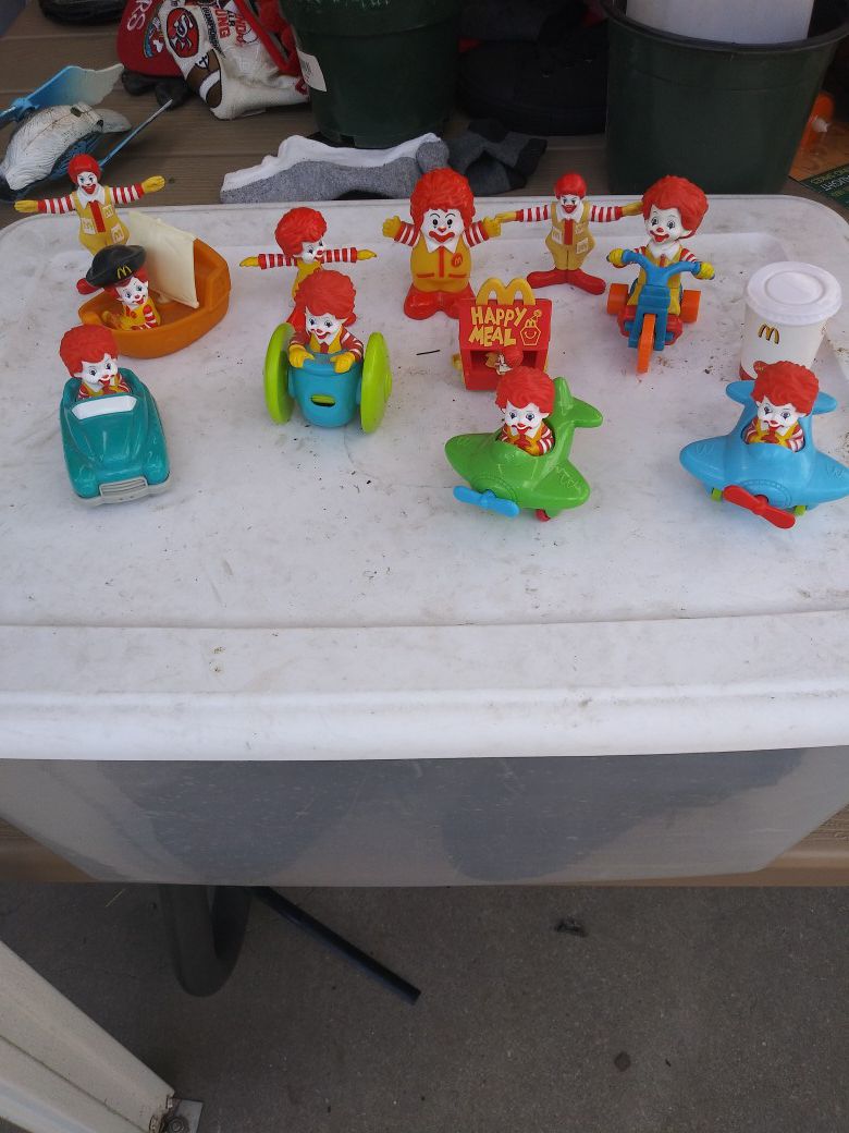 Collectables ronald macdonald toy i have alot different ones 2.00 each
