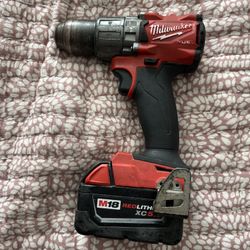 Milwaukee 18v Hammer Drill