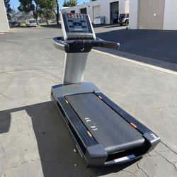 Freemotion Reflex Treadmill T10.7 From Orangetheory Fitness Gyms