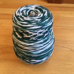 Cotton Cone Yarn 1 Pound Varigated White Green