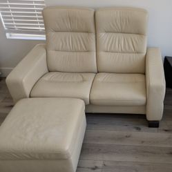 Stressless Wave Reclining Loveseat