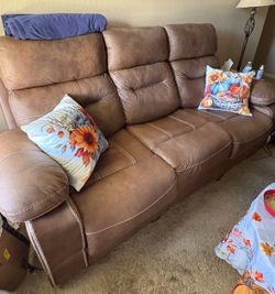 Recliner couches
