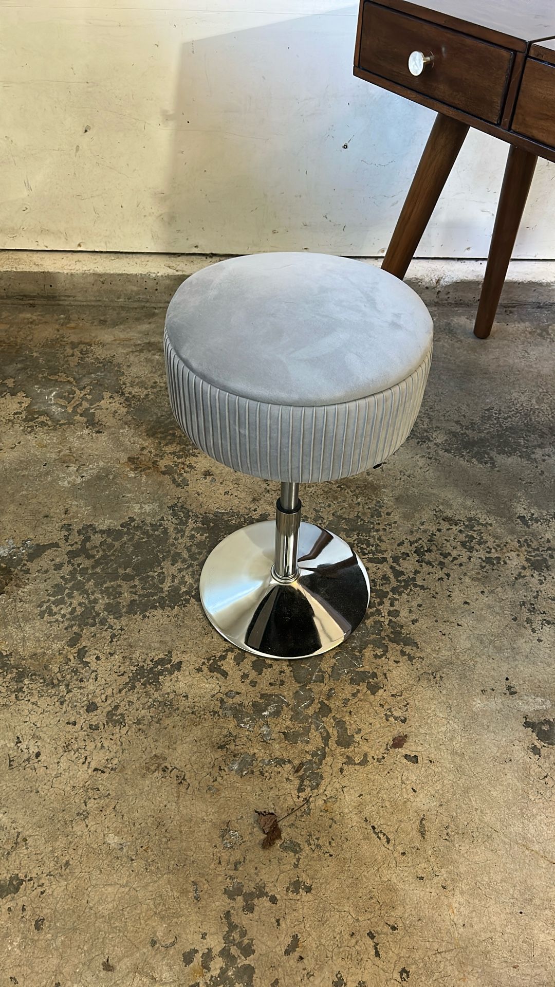 Vanity Stool With Storage