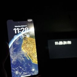 iPhone READ DESCRIPTION