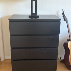 4-drawer black dresser