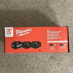 Milwaukee M18 Battery Bundle Pack 