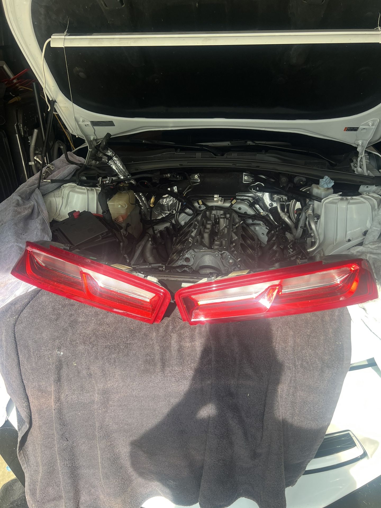 2016 CAMARO SS OEM TAIL LIGHTS