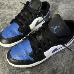 4.5 Boys Jordans