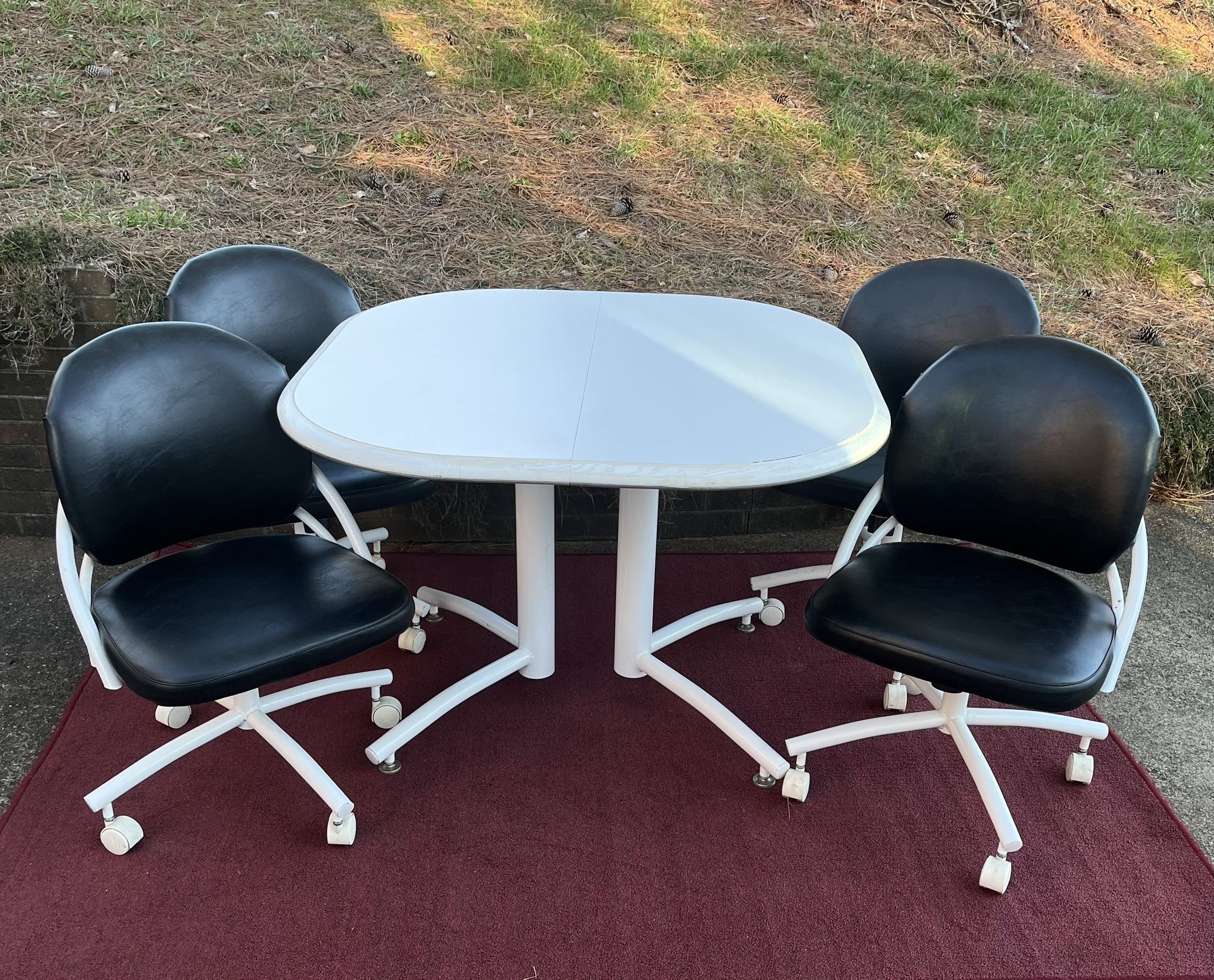 Kitchen Table & 4 Castor Wheel Chairs by U.S. Furniture/ REDUCED to JUST $115!