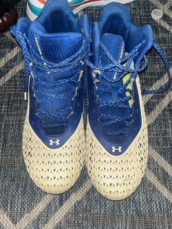 Football cleats