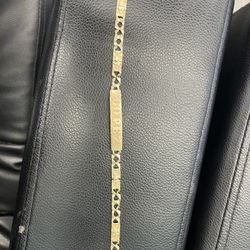Gold bracelet