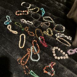 Bracelets 