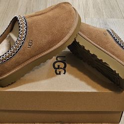 UGG Slippers Size 8 For Women 