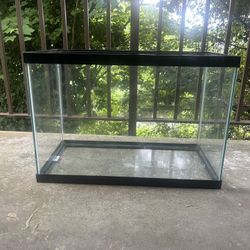 20 Gallon Fish Tank 
