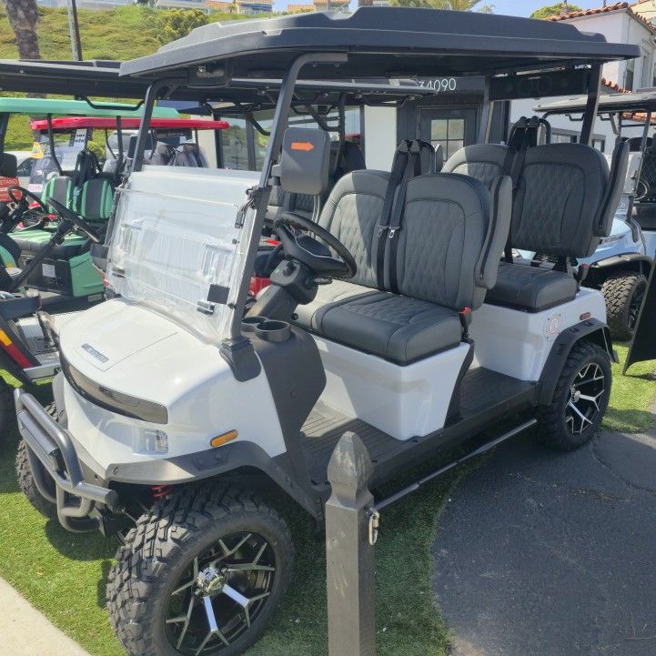 2025 Denago Rover XL 4-Passenger Lifted 48-Volt Lithium Golf Cart