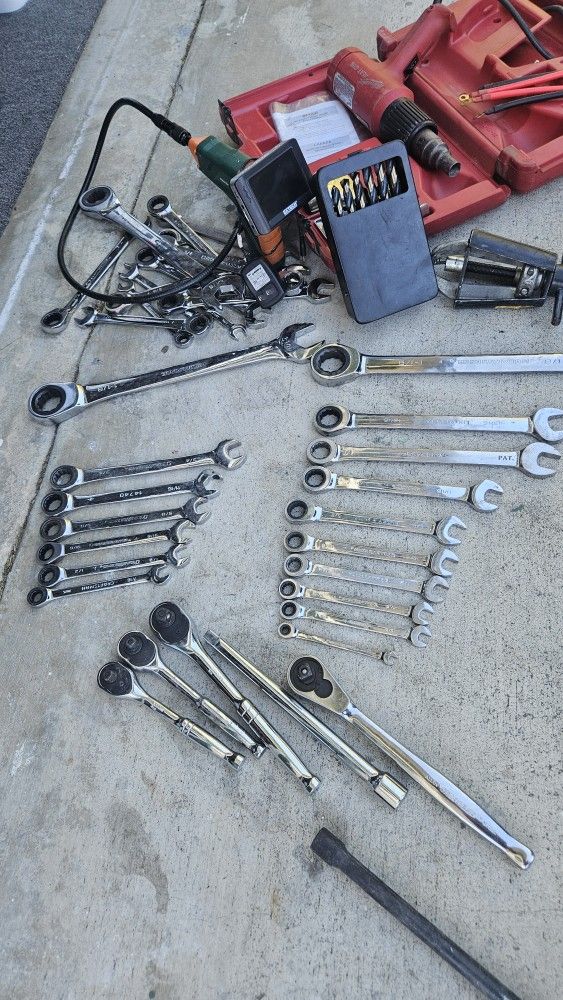 Ratchet wrenches and assorted tools
