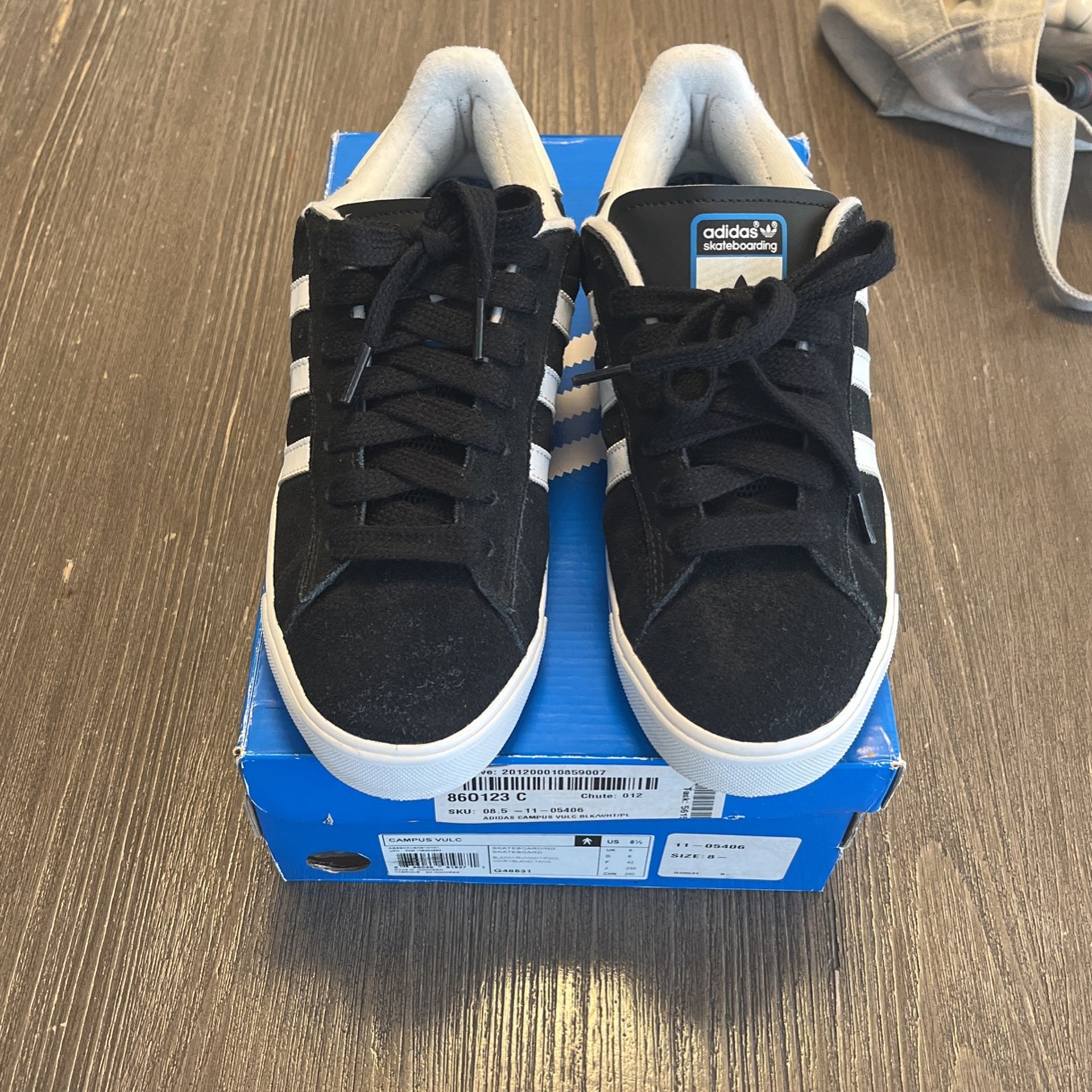 Adidas Skateboarding Campus Vulc Black/White Size 8 1/2 for Sale