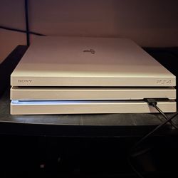 ps4 pro glacier white 