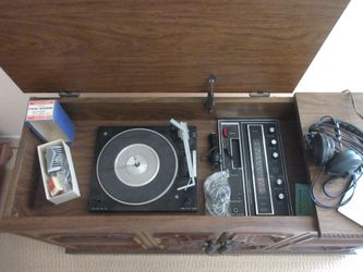 C.1975 Sears Silvertone Console Stereo