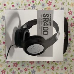 Samson Over-Ear Headphones