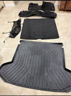 Black All-Weather Car Floor Mat Set For 2024 Kia Sportage