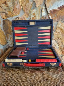 Vintage Backgammon Briefcase Set Game Blue Maroon Padded Folding Locking Travel Case