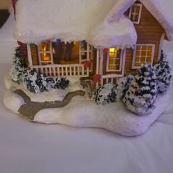 2008 Thomas Kinkade's 'Childhood Home' Teleflora Christmas Collection