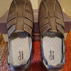 Clarks Haley Stork Brown Walking Shoes Size 8M