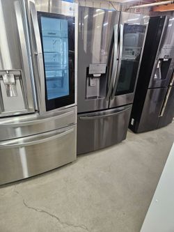 Blow Out Sale Warehouse Full Of Nice Lightly Used Refurbished Reconditioned Management And Landlord Special Washer dryer fridge stove oven stackable s