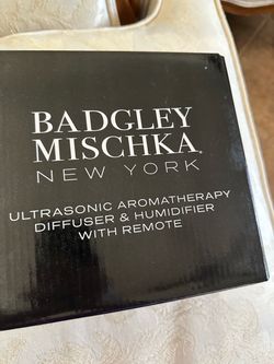 Badgley Mischka Ultrasonic Aromatherapy Diffuser & Humidifier
