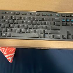 Dell Pro 24 Plus Monitor - P2425H
