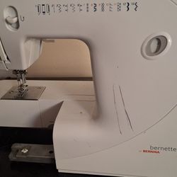 Bernette 55 Sewing Machine