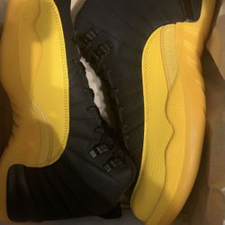 Nike Air Jordan 12 Retro Black University Gold Size 8.5 130690-070
