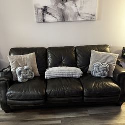 Leather Couches Pull Out Bed As Well Real Leather