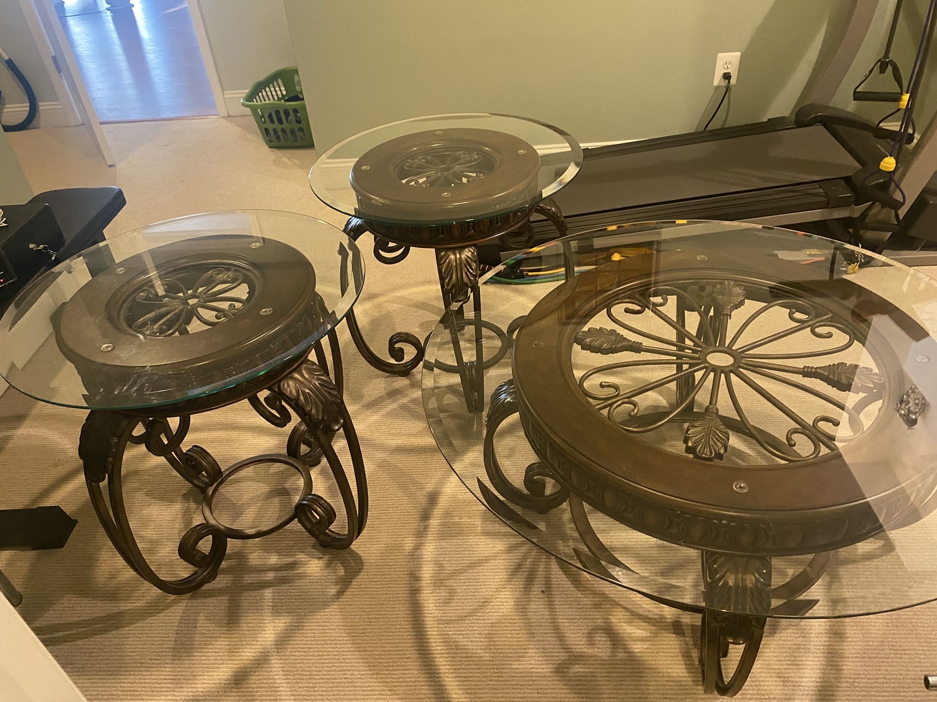 Beautiful Glass Coffee Table With Two End Tables