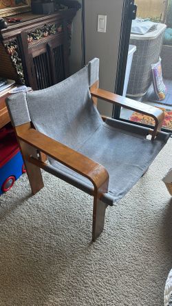 Wood arm chair