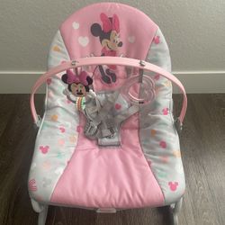 Baby Bouncer/Rocker 