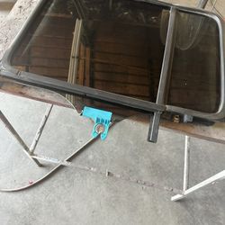 2020 Jeep Gladiator, Left Rear Door, Rear Window And Quarter Glass