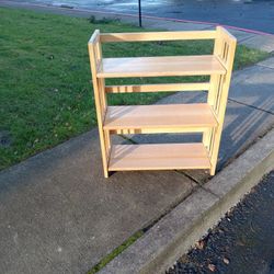 2 Folding Shelves 