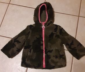 Little Girls' Size 3T DKNY 100% Polyester Gray & Black Fuzzy Camo Zip Up Jacket