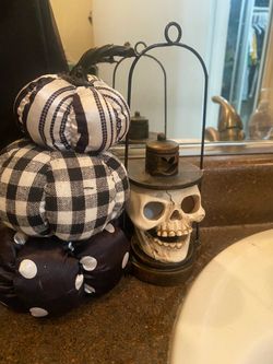 Halloween decor