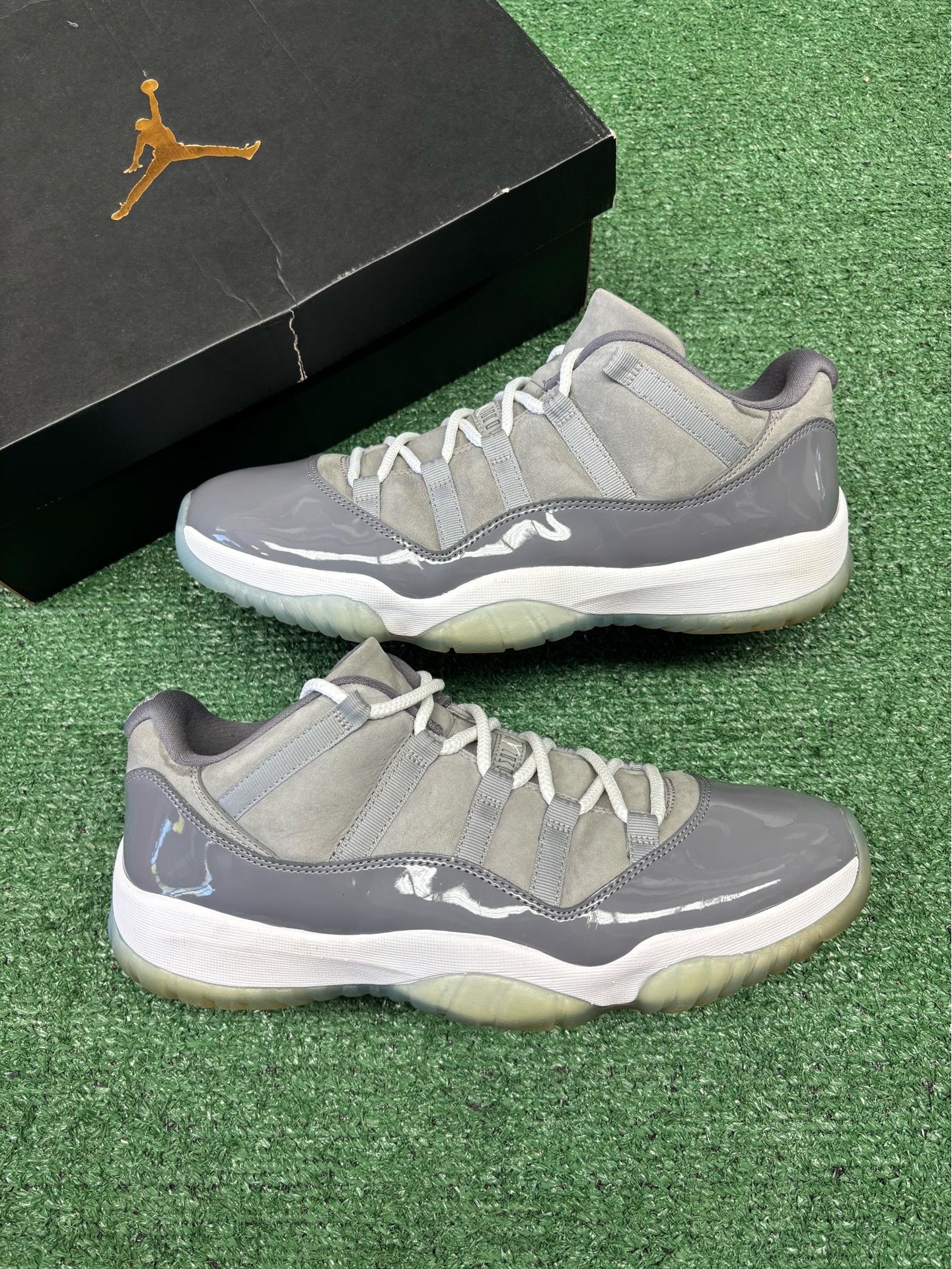 JORDAN 11 LOW COOL GREY SIZE 12