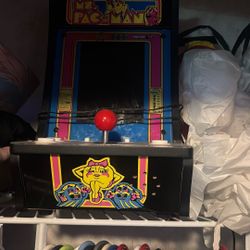 Mini Ms. PAC Man Machine