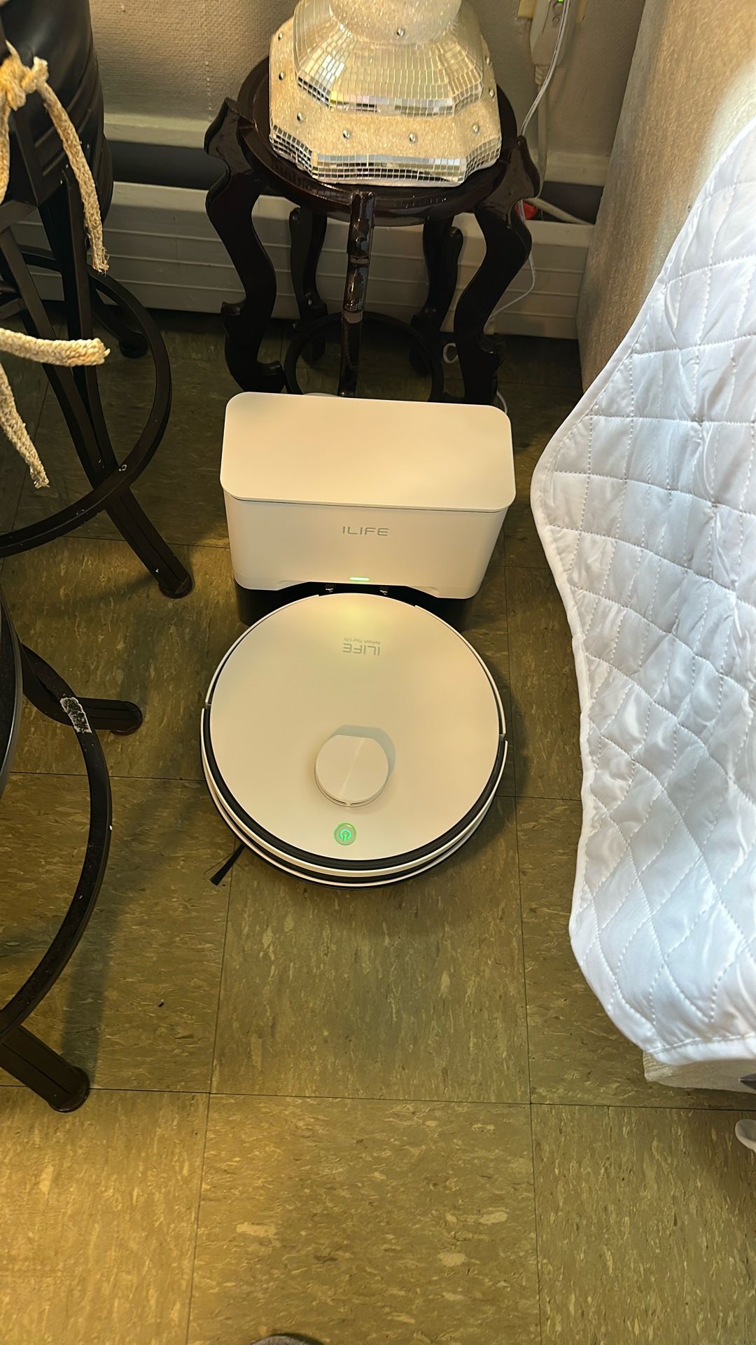 robot vacuum is new I use one time